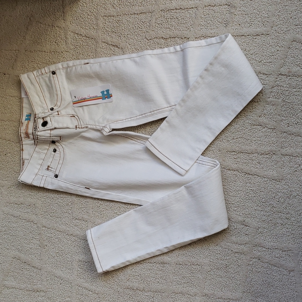 Vintage Havana cream and tab stiching stretch jeans.